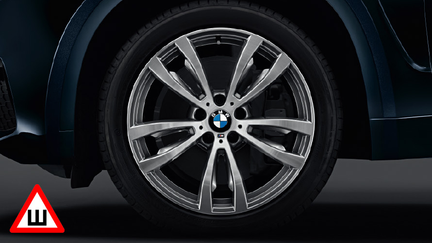 Комплект колес с зимними шипованными шинами BMW Double Spoke 469M. Зимние колеса, шипованные шины BMW Double Spoke 469M.